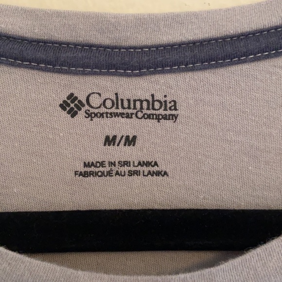 Woman’s Columbia tee shirt - Picture 3 of 4
